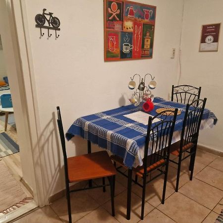 Kerekparos Es Zarandok Vendeghaz Villa Apostag Exterior foto