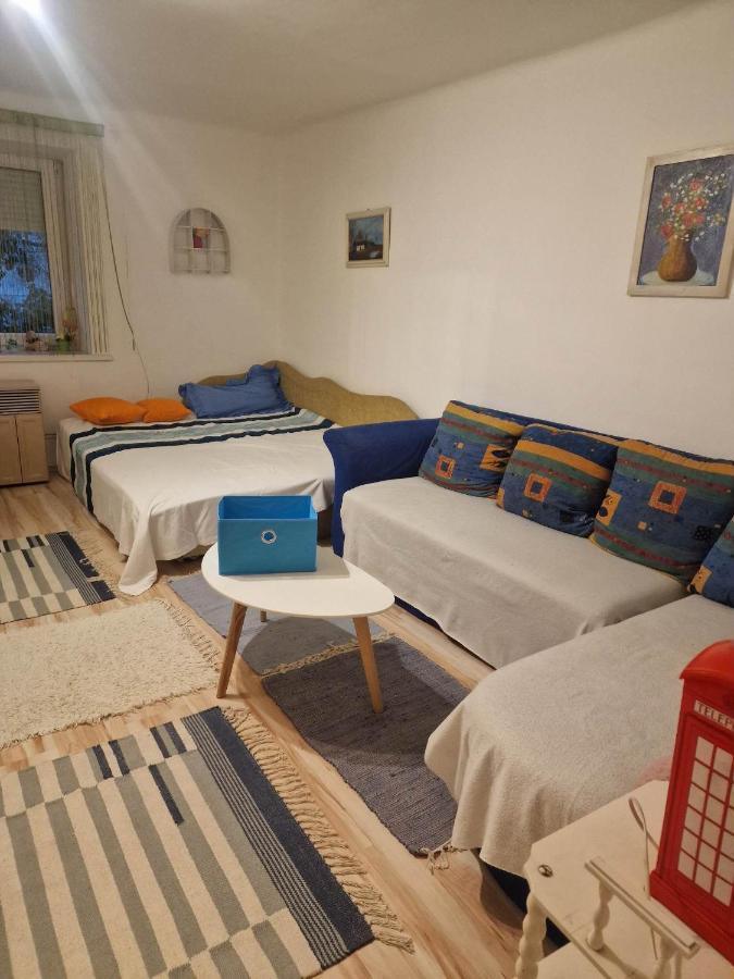 Kerekparos Es Zarandok Vendeghaz Villa Apostag Exterior foto